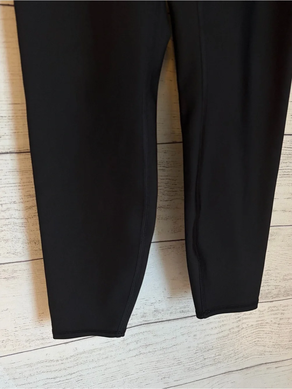 Alo Airbrush 7/8 Leggings in Black